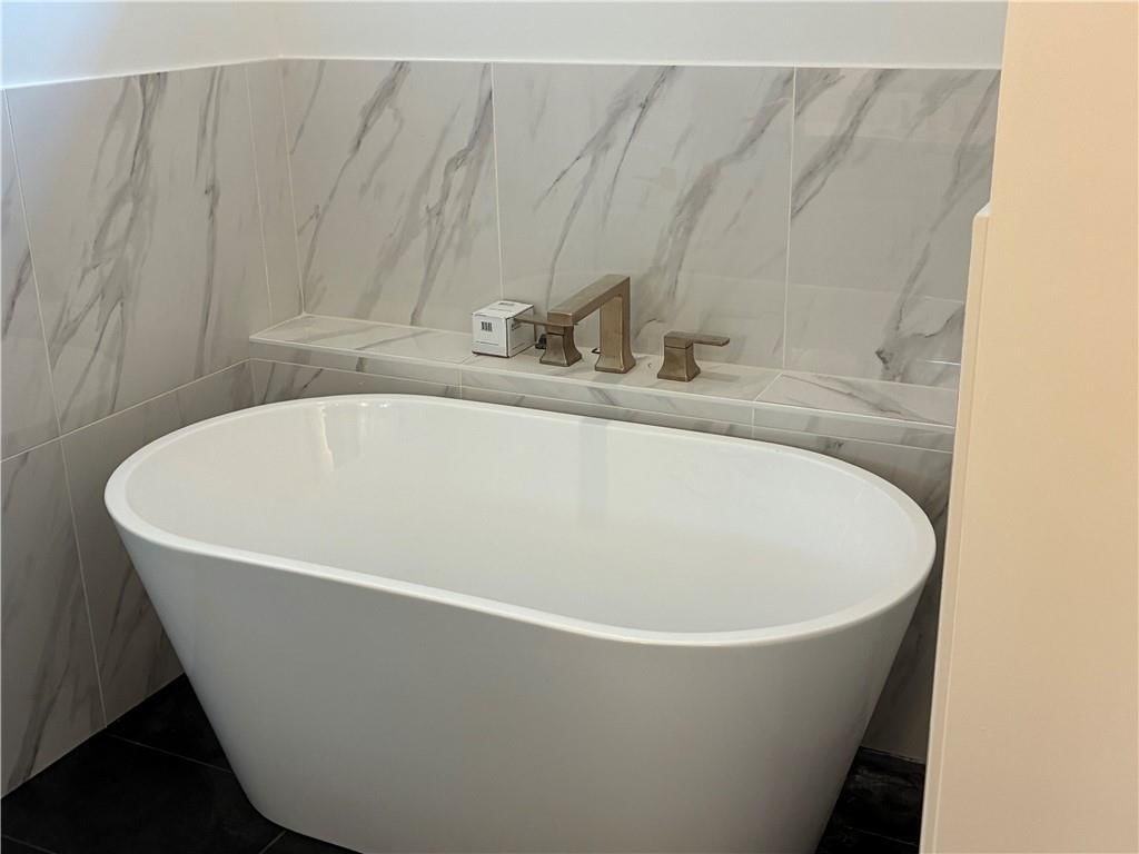 1703 SW Locust Street — photo 18