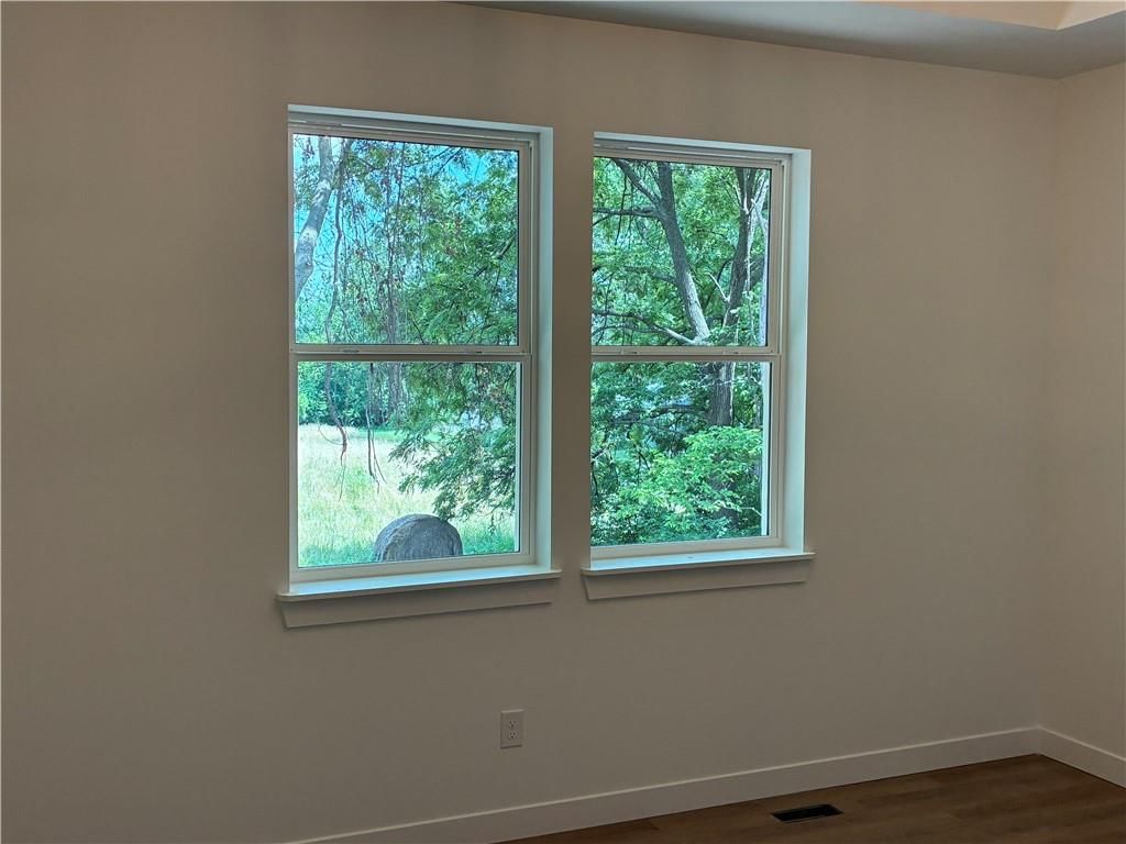1703 SW Locust Street — photo 23