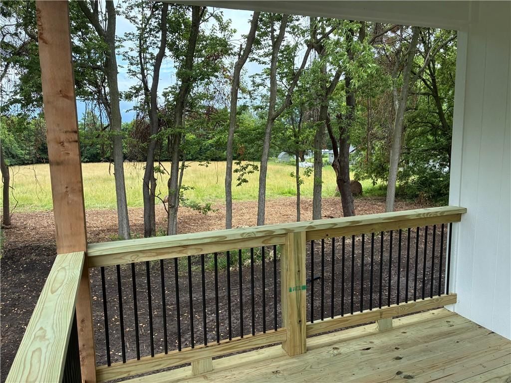 1703 SW Locust Street — photo 41
