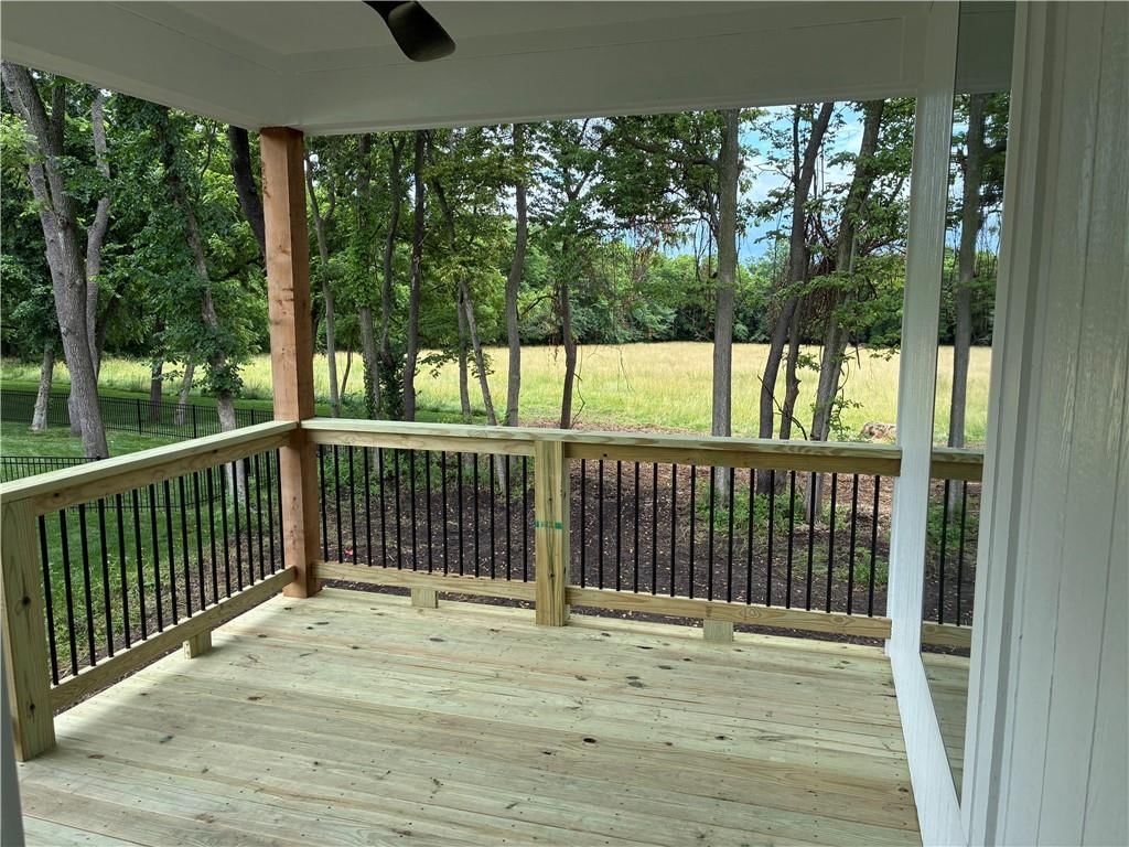 1703 SW Locust Street — photo 42