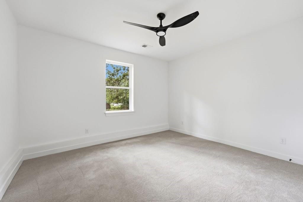 1703 SW Locust Street — photo 46