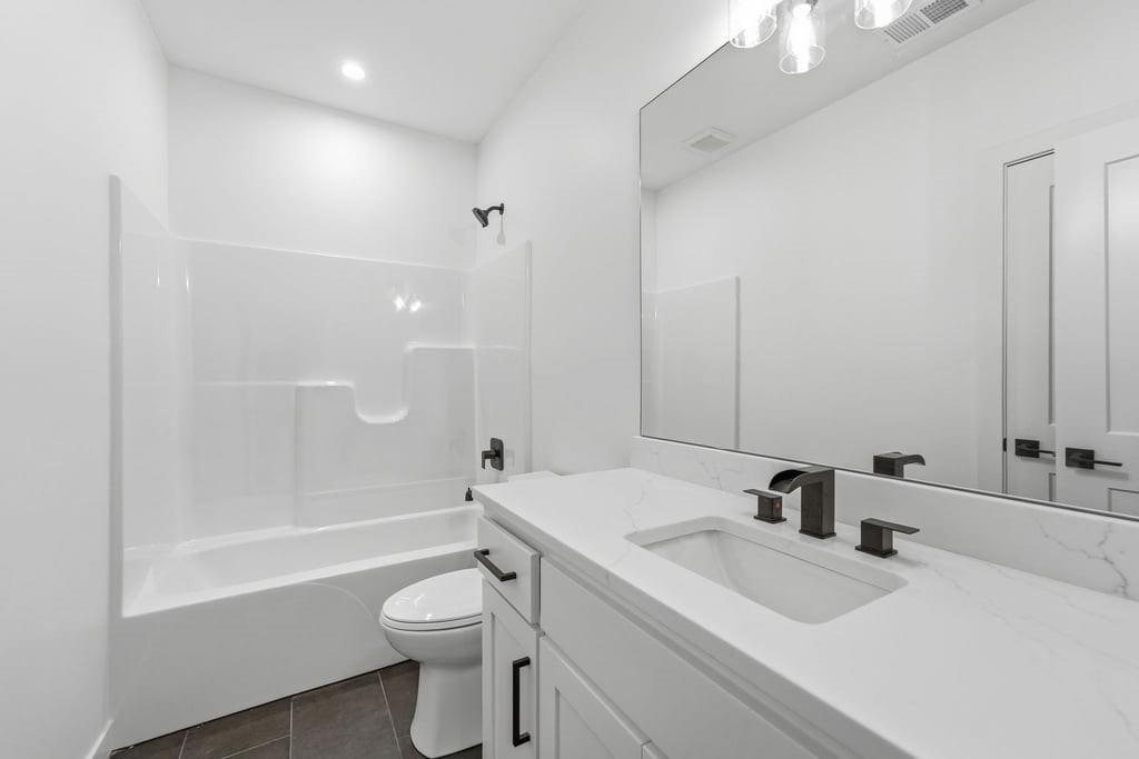 1703 SW Locust Street — photo 48