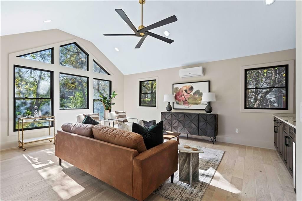 2019 W 81 st Terrace — photo 18