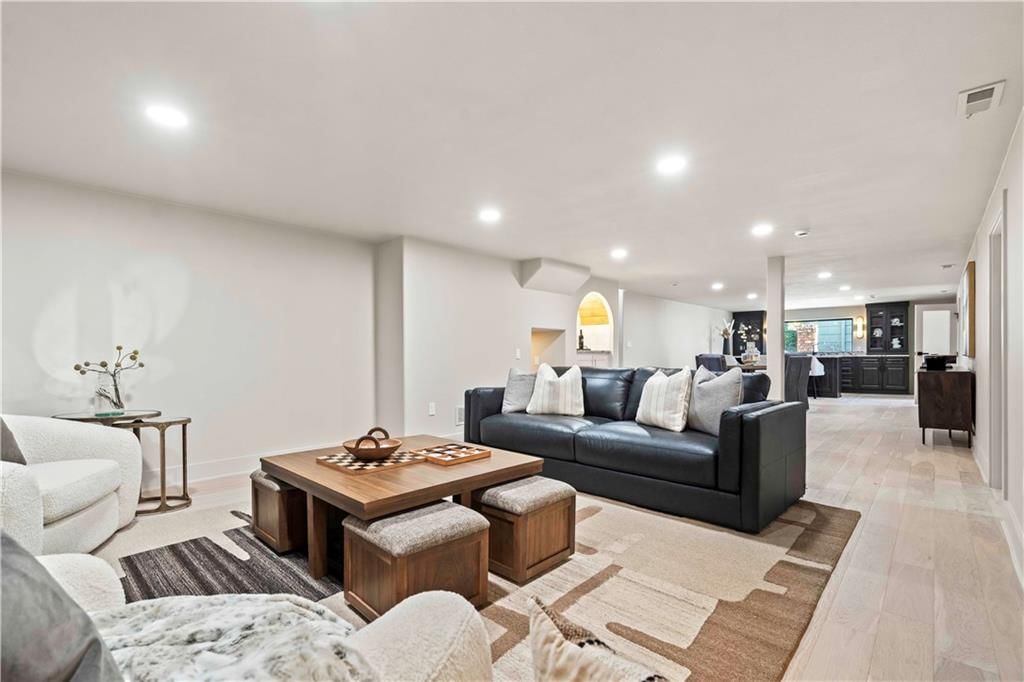 2019 W 81 st Terrace — photo 33