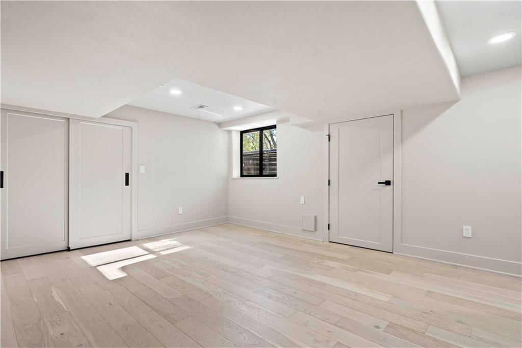 2019 W 81 st Terrace — photo 46