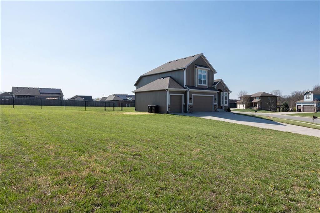 705 Buckeye Lane — photo 29