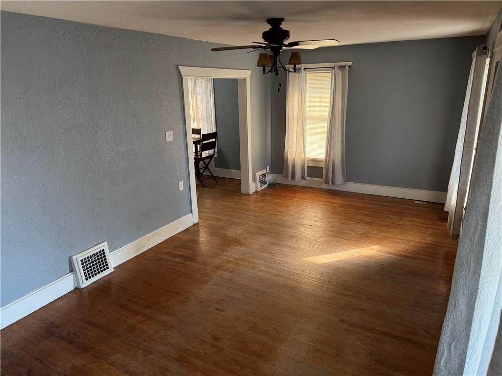 5207 Pryor Avenue — photo 3