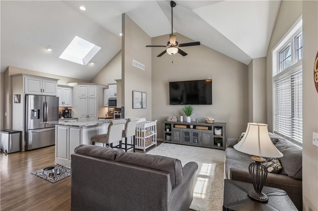 4728 NE 102nd Court — photo 4