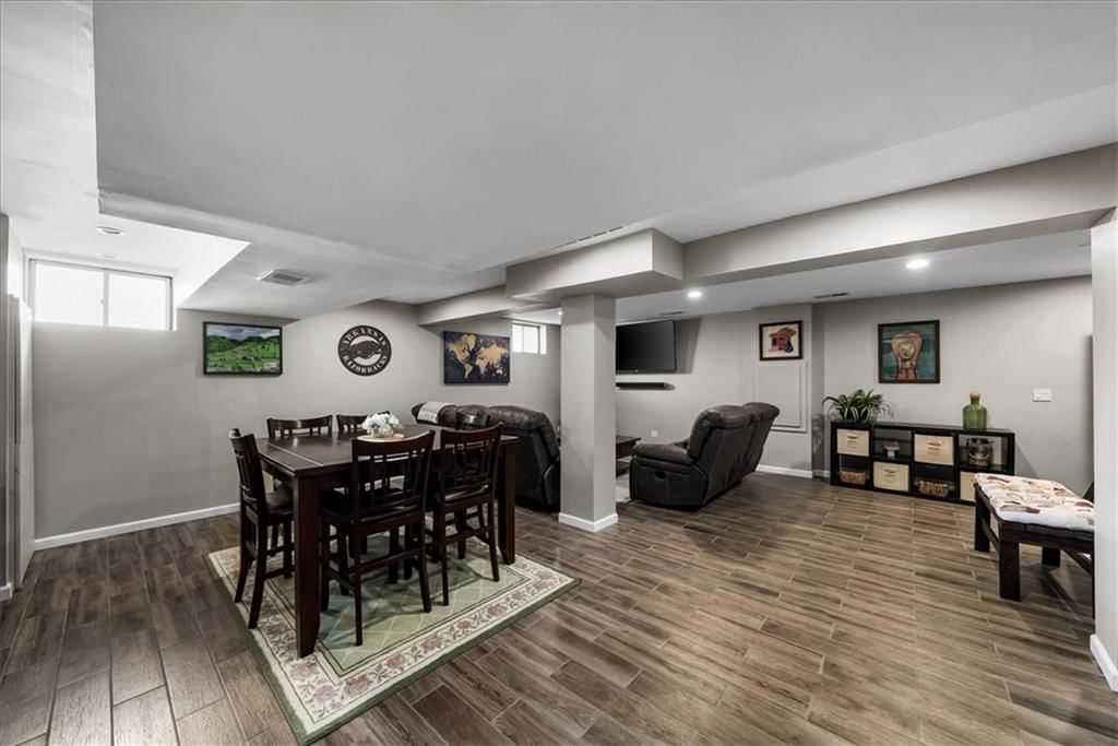 9009 W 148TH Terrace — photo 39
