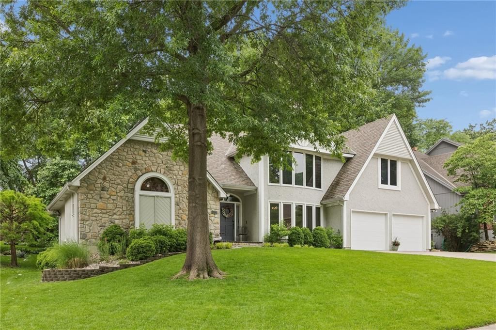 142 The Woodlands Drive — photo 3