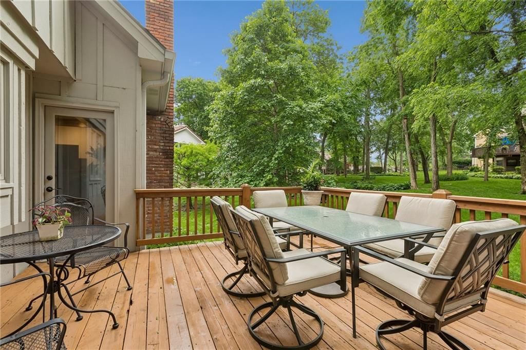 142 The Woodlands Drive — photo 41