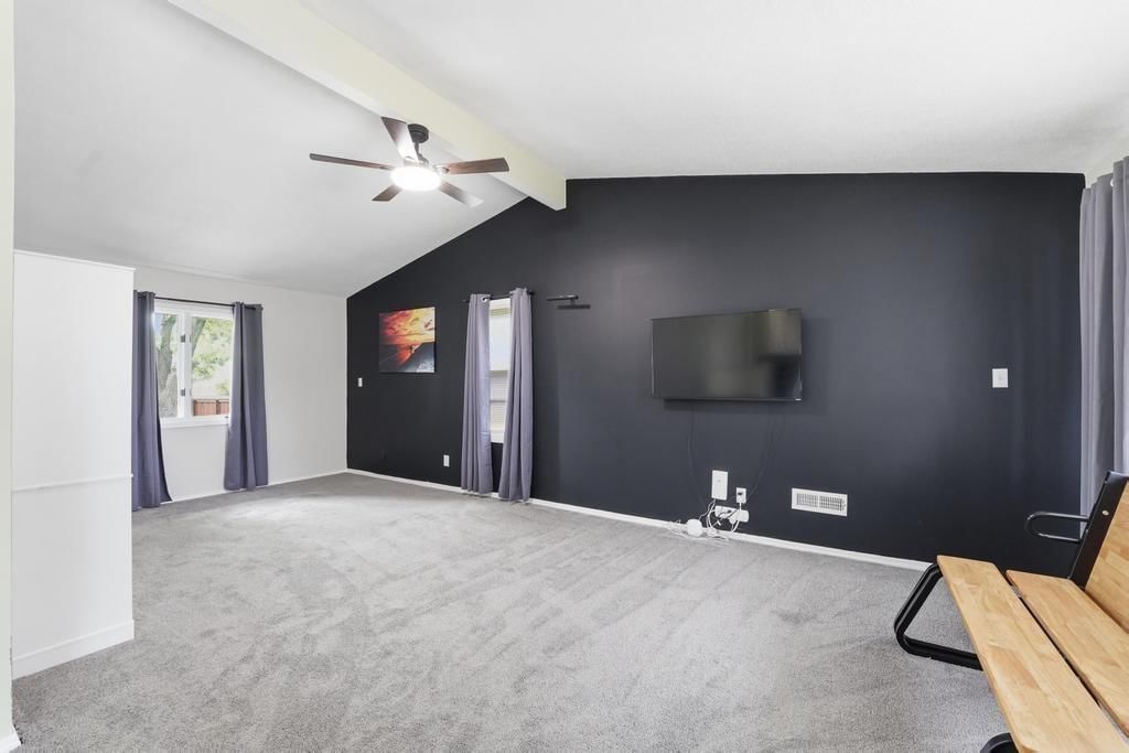 6008 N Michigan Avenue — photo 12