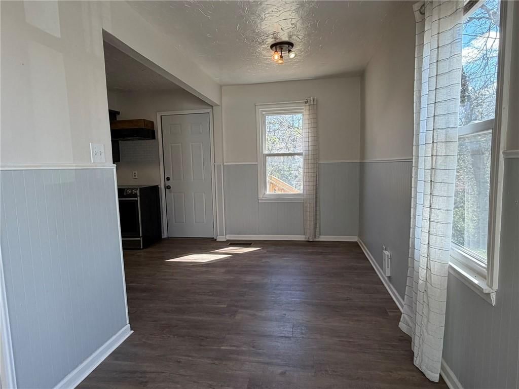 4929 Freeman Avenue — photo 5