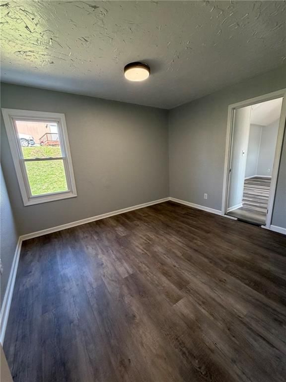 4929 Freeman Avenue — photo 10