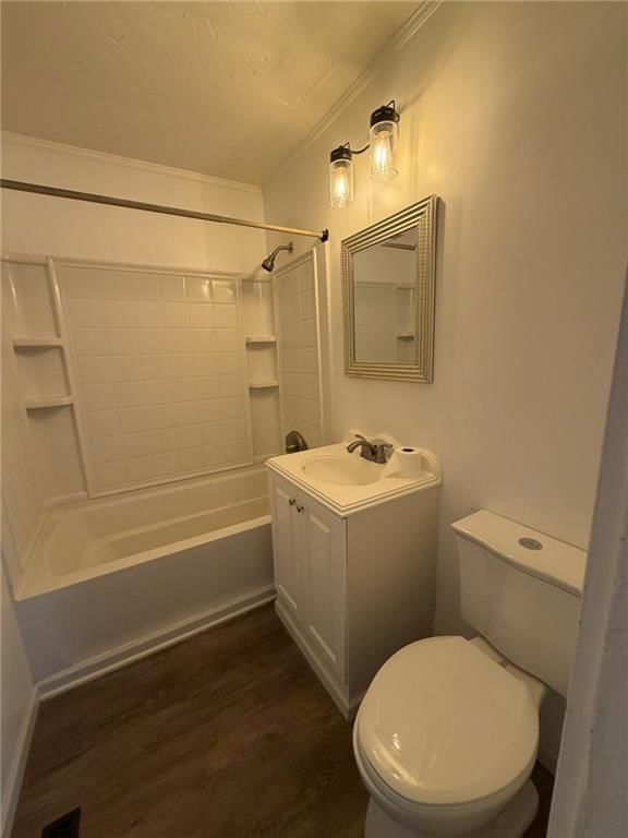 4929 Freeman Avenue — photo 21
