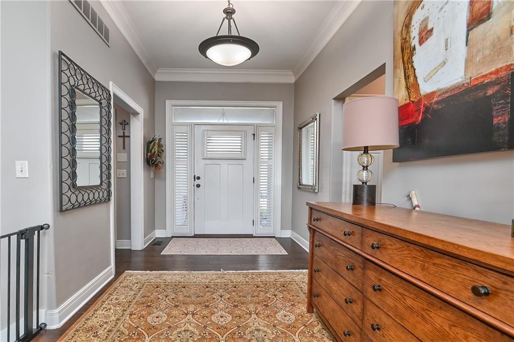 8417 Houston Street — photo 2