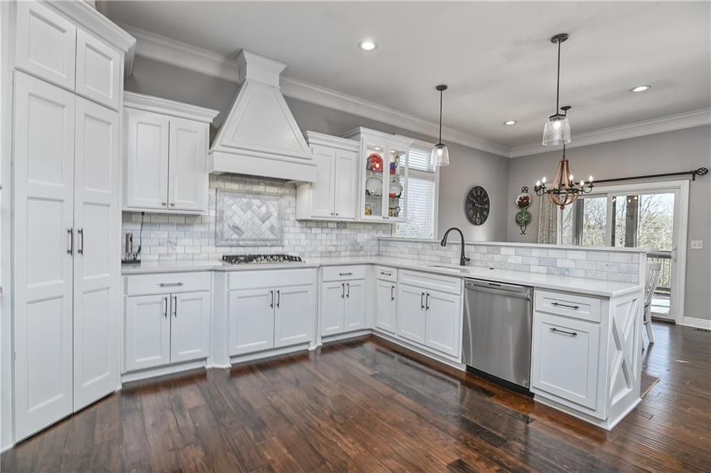 8417 Houston Street — photo 10