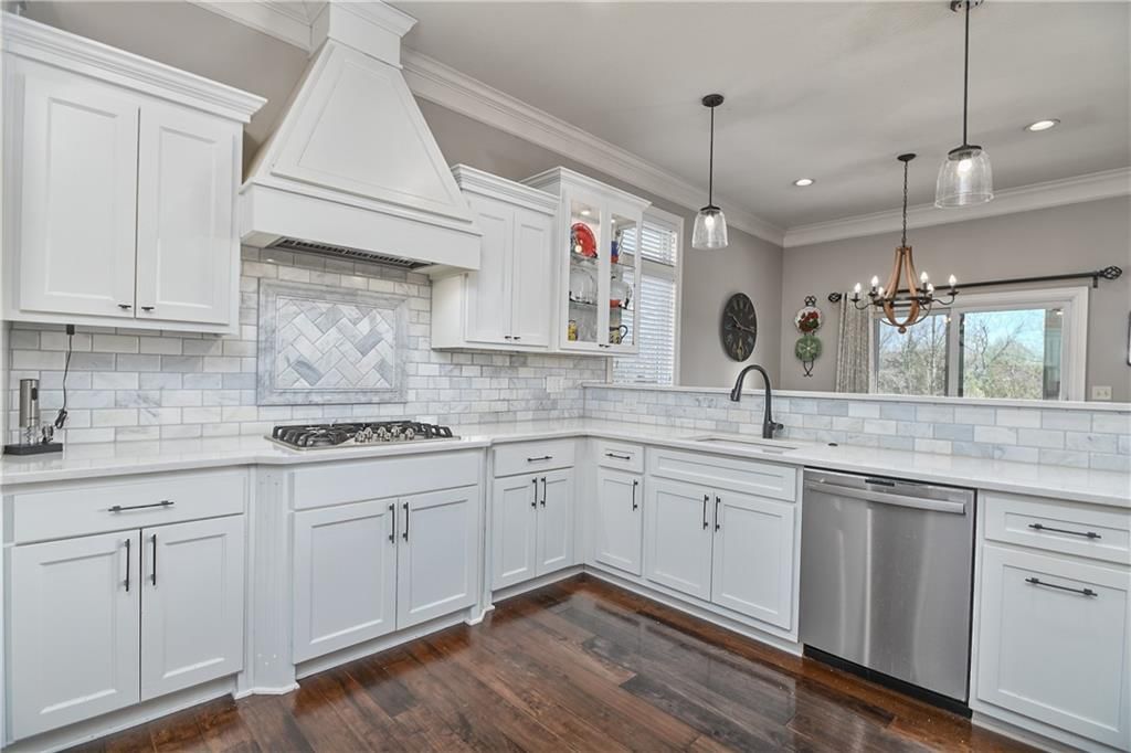 8417 Houston Street — photo 11