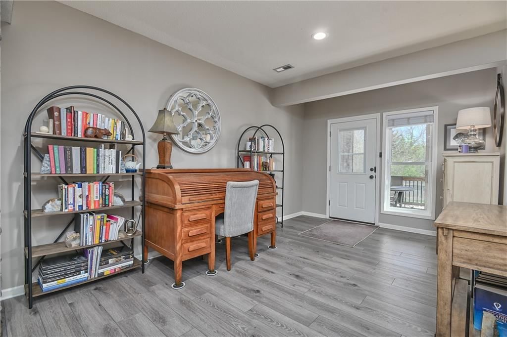 8417 Houston Street — photo 33