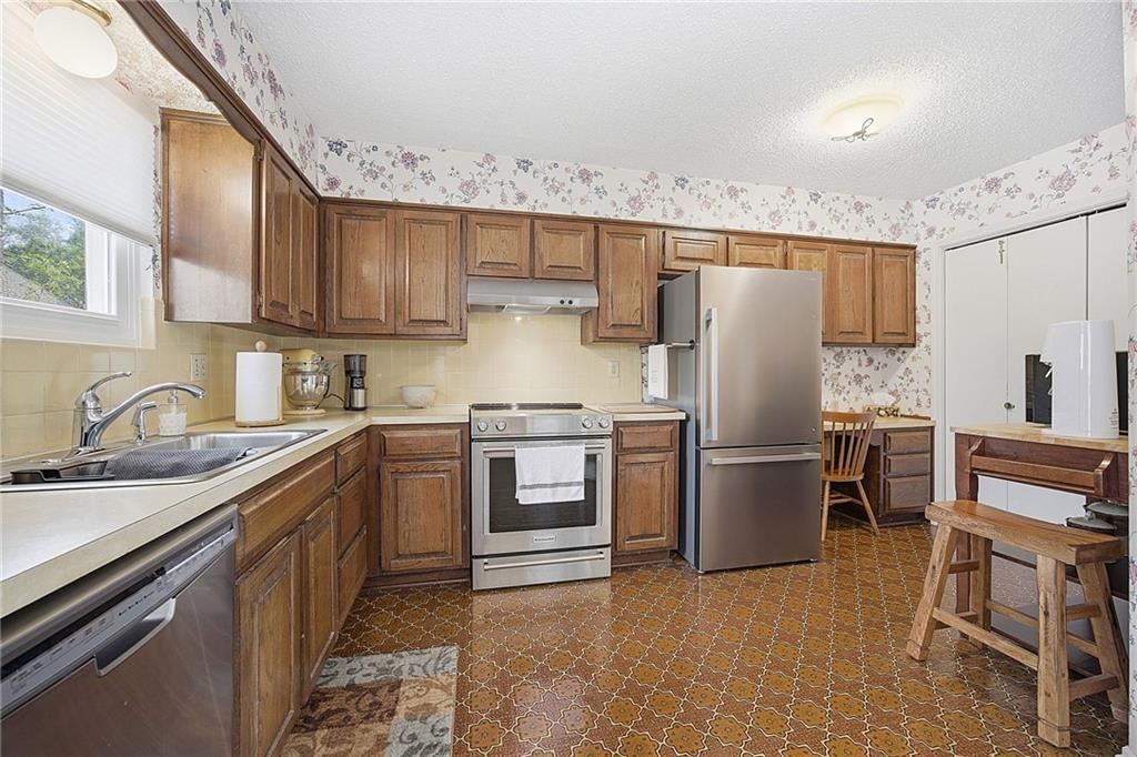 14315 W 90th Court — photo 10