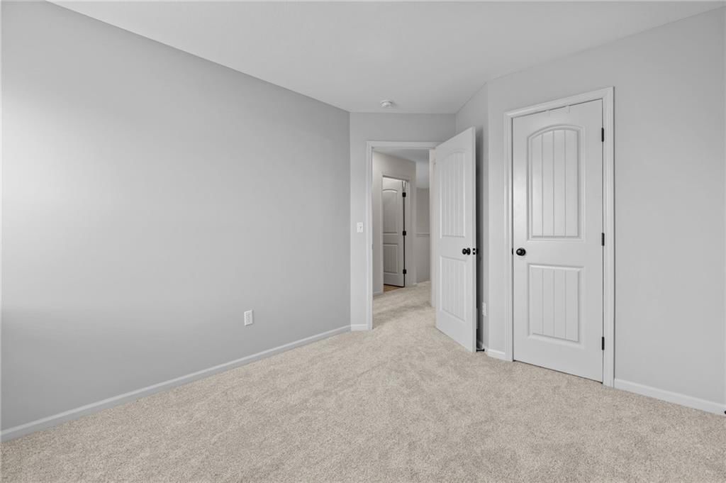 201 N LAUREL Street — photo 30