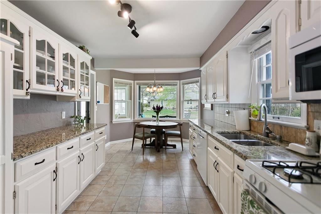 9248 Craig Street — photo 6
