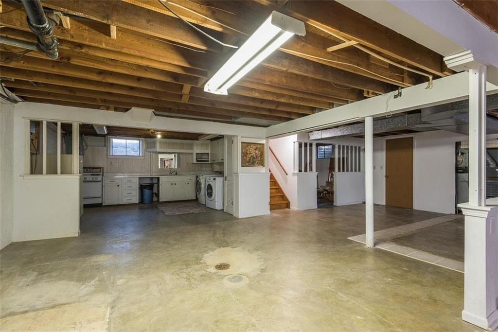 9248 Craig Street — photo 24