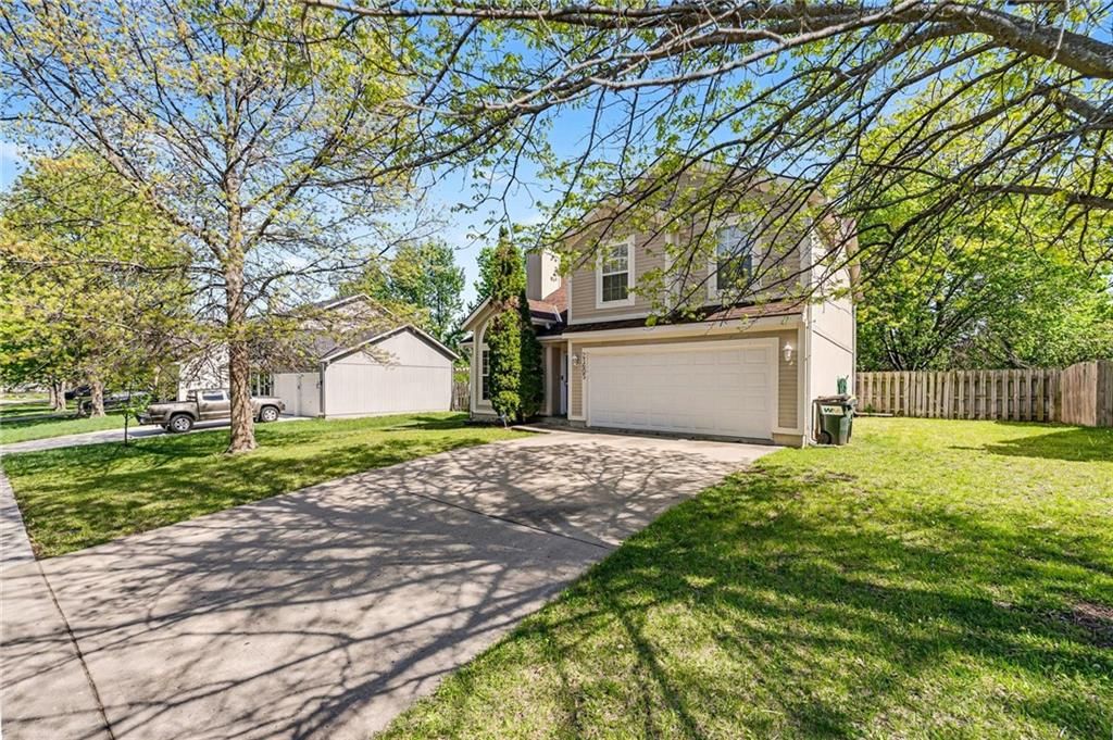 21605 W 50th Terrace — photo 4