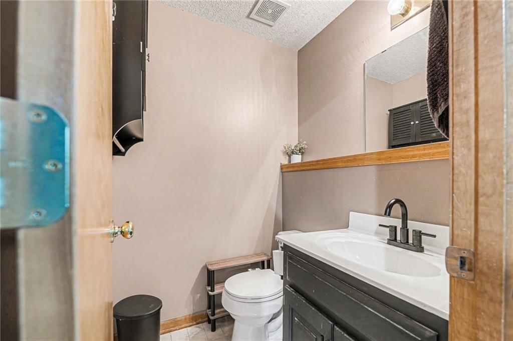 21605 W 50th Terrace — photo 17