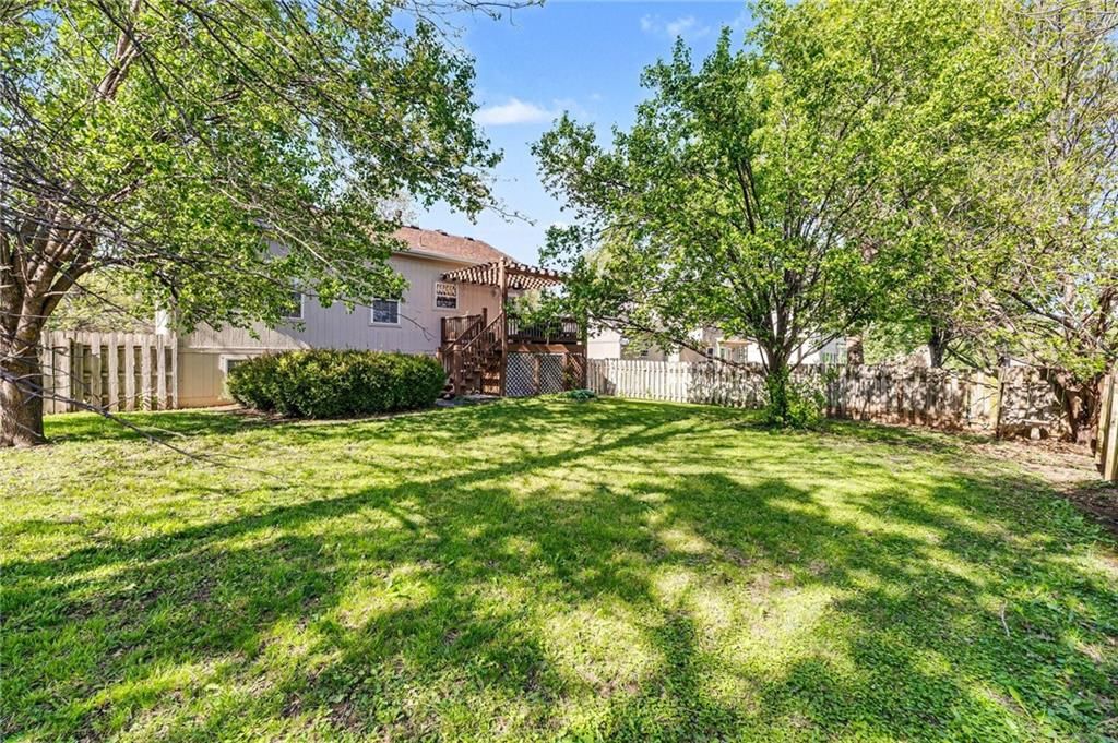 21605 W 50th Terrace — photo 26
