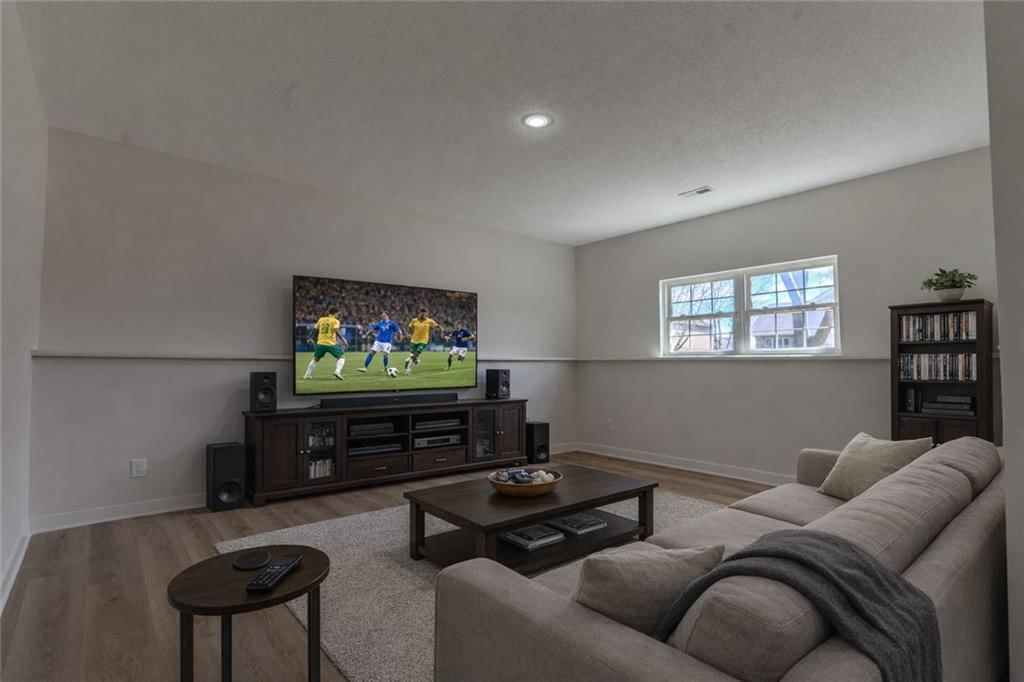 7908 NE 112th Street — photo 3