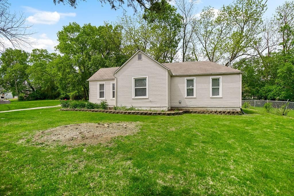 2704 N 81st Street — photo 3
