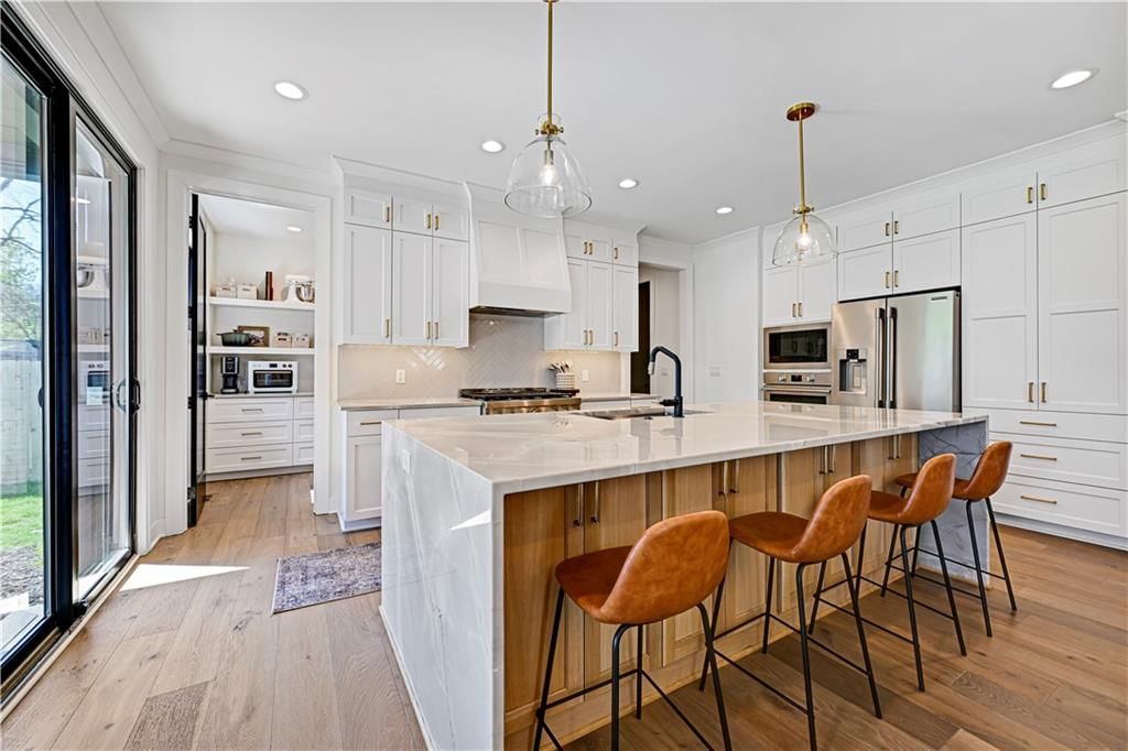 5203 W 71st Terrace — photo 17