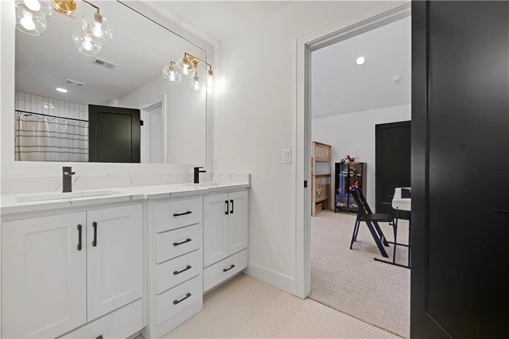 5203 W 71st Terrace — photo 40