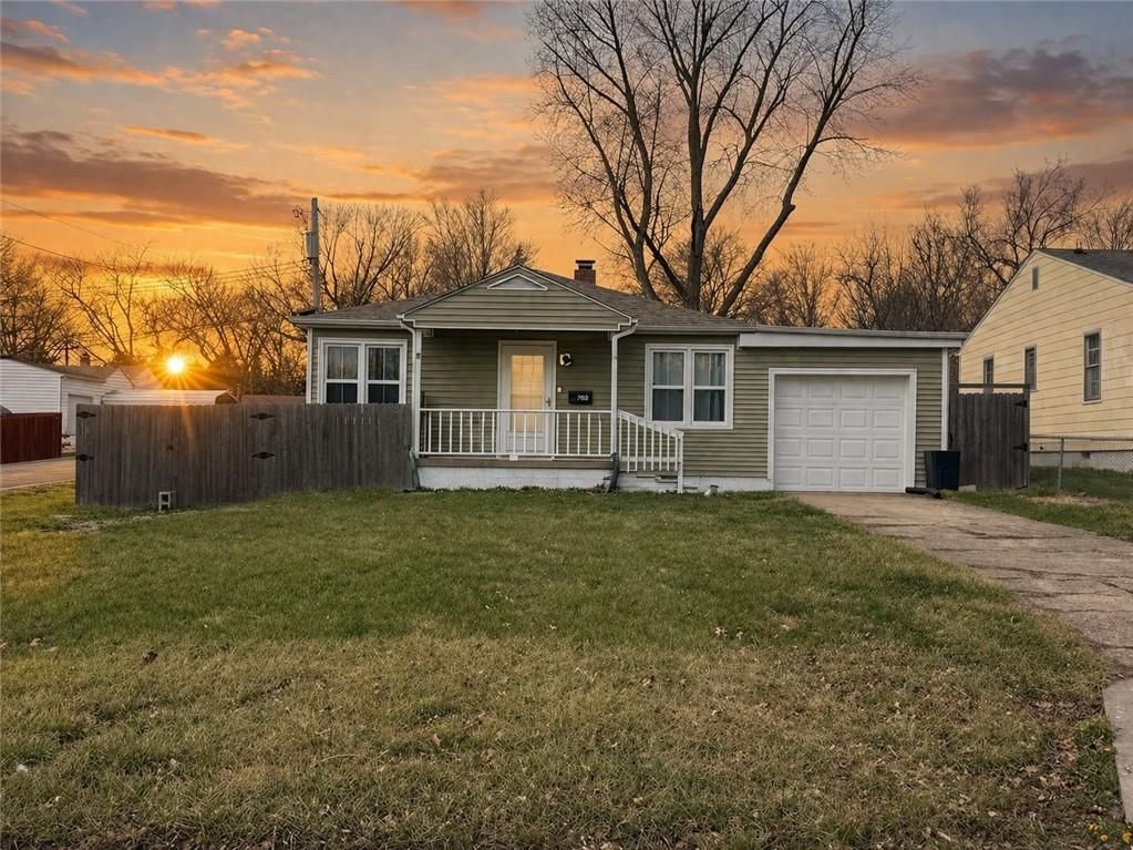 702 Sunset Street, Chillicothe, MO