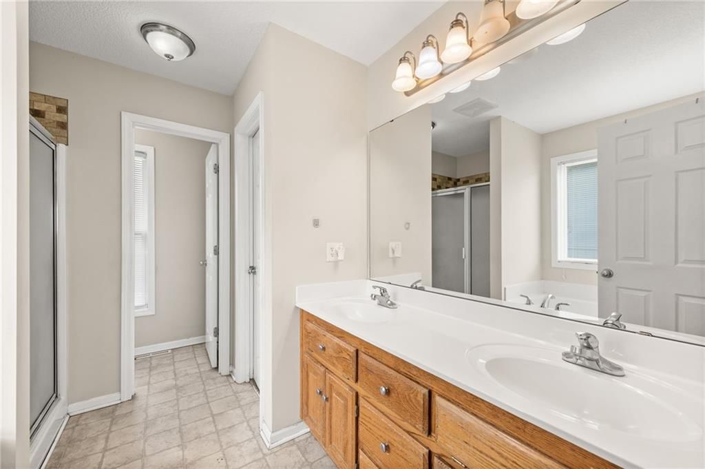 1405 NE 196th Street — photo 7