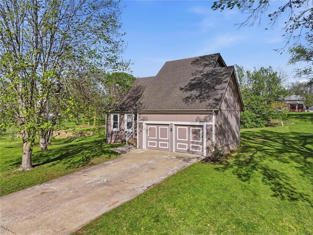 8111 Swarner Drive — photo 2