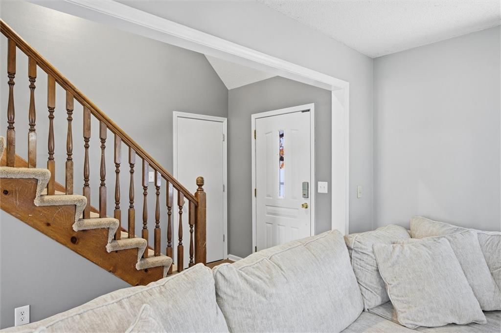8111 Swarner Drive — photo 4