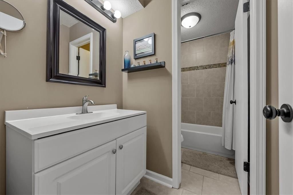 6107 E 108th Street — photo 16