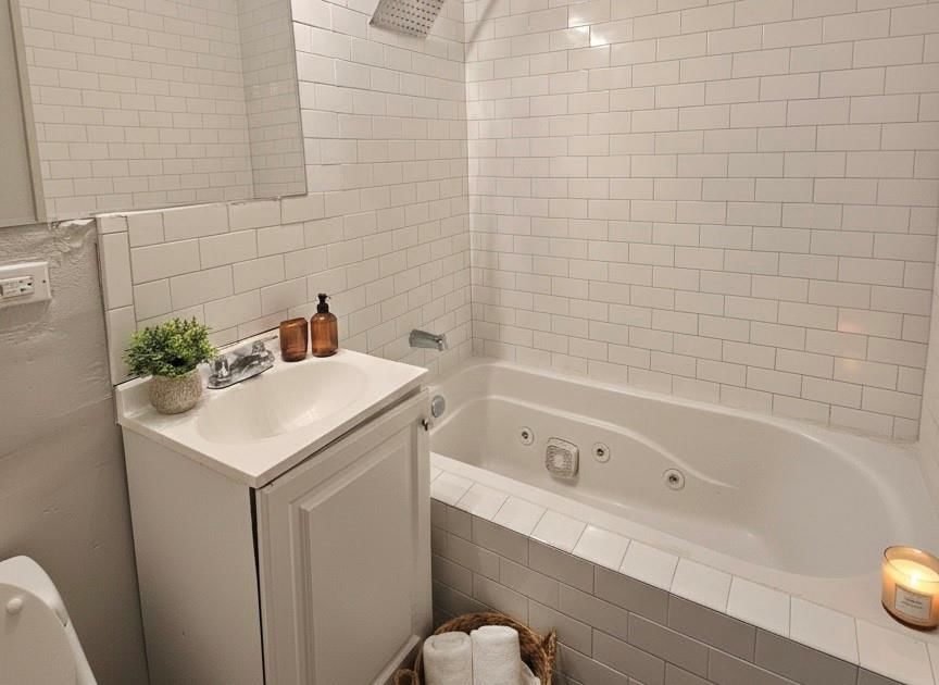 4818 E 45TH Street — photo 10