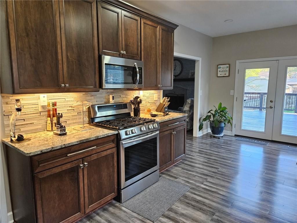 2109 SW Brookshire Drive — photo 7