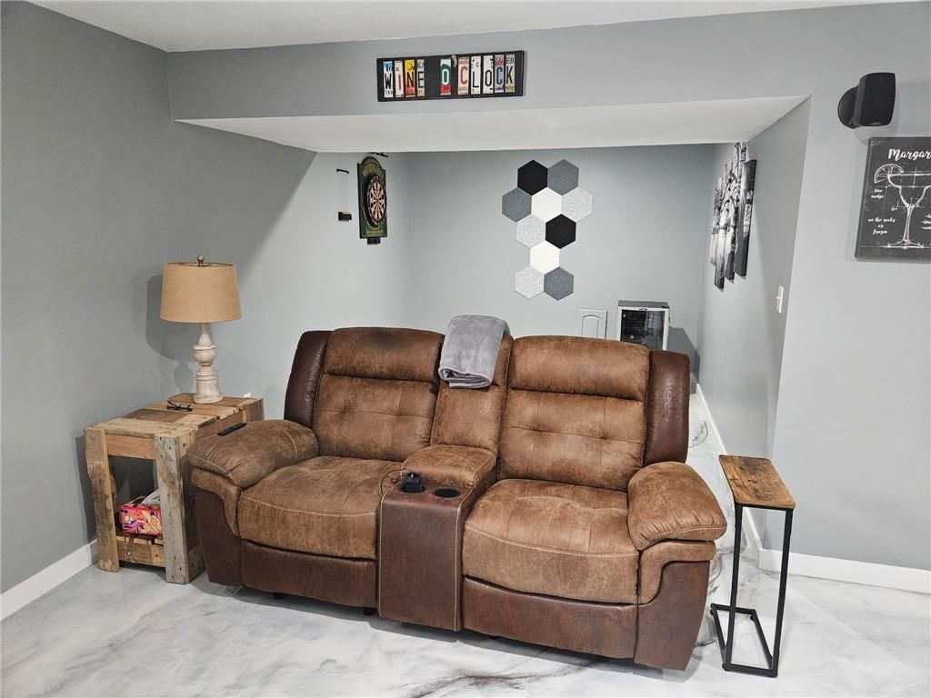 2109 SW Brookshire Drive — photo 32