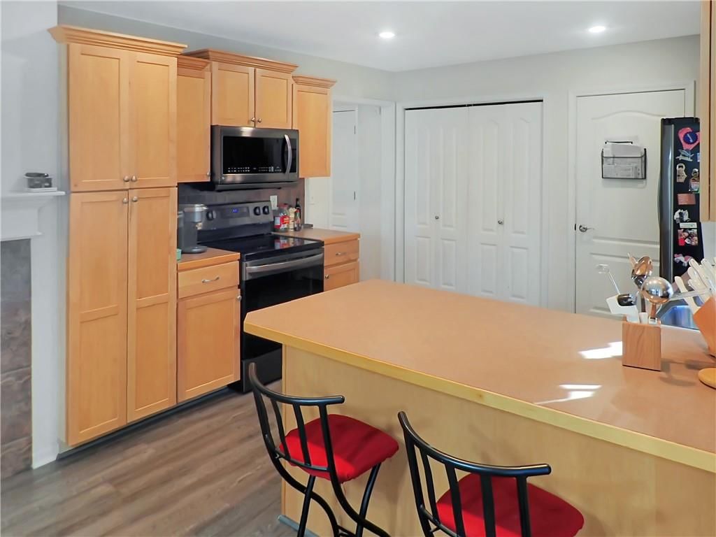 4523 Hedges Avenue — photo 5