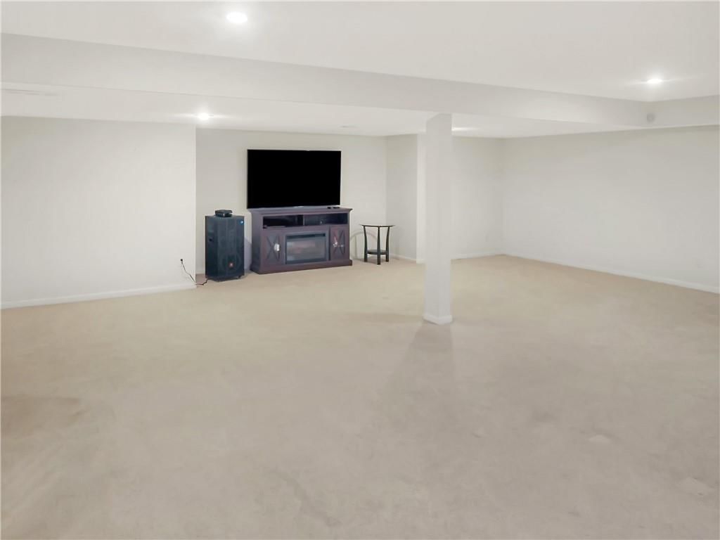 4523 Hedges Avenue — photo 20