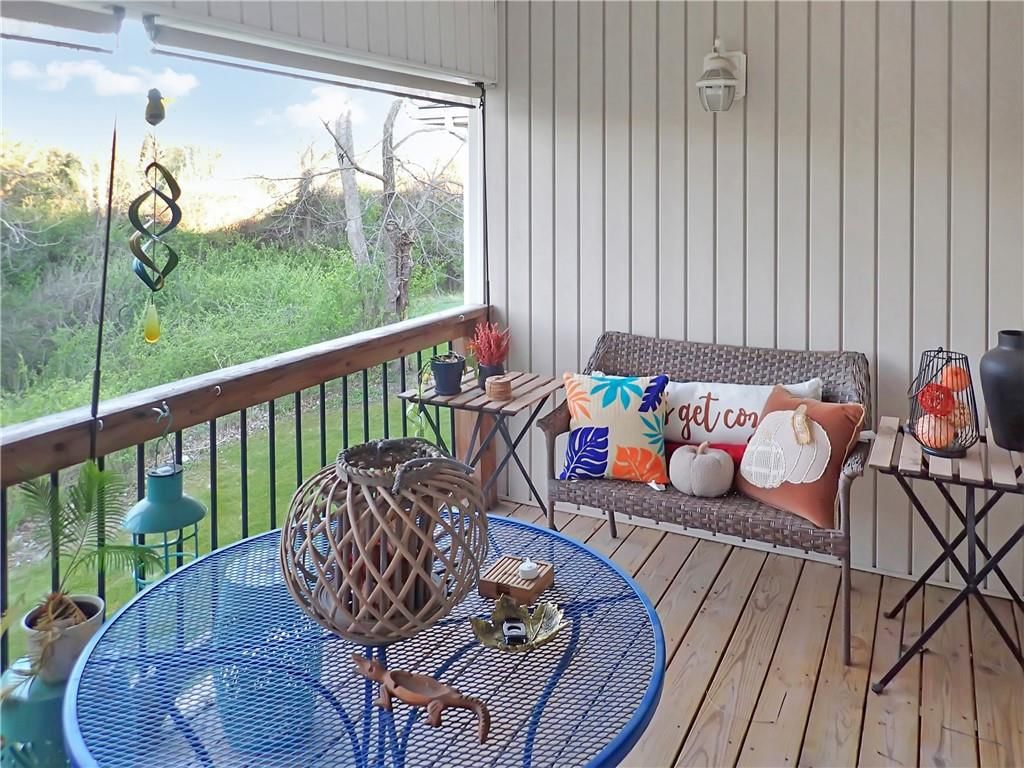 4523 Hedges Avenue — photo 23