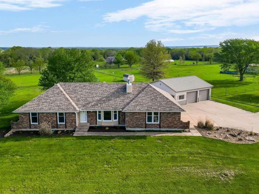 31004 W 271 Street, Paola, KS