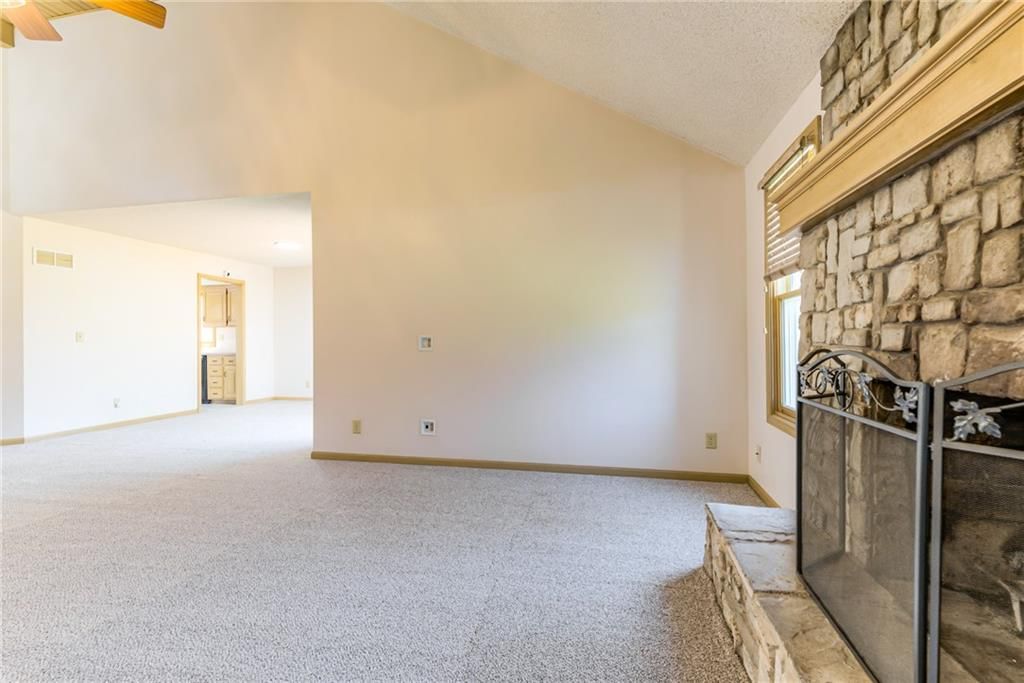 6528 N London Drive — photo 4
