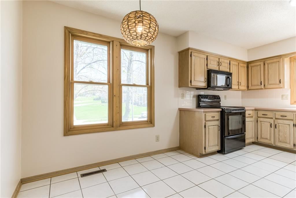 6528 N London Drive — photo 17