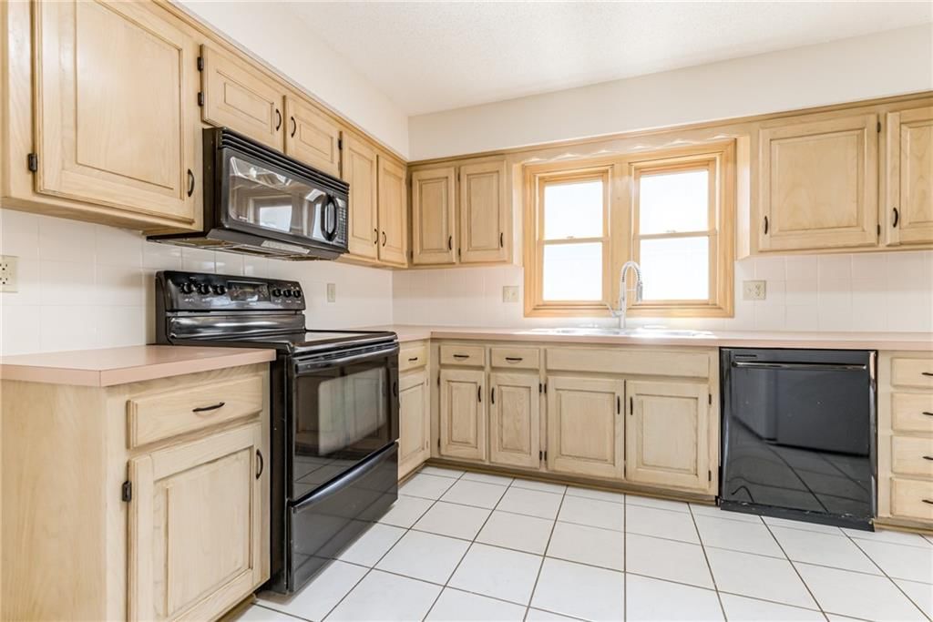 6528 N London Drive — photo 18