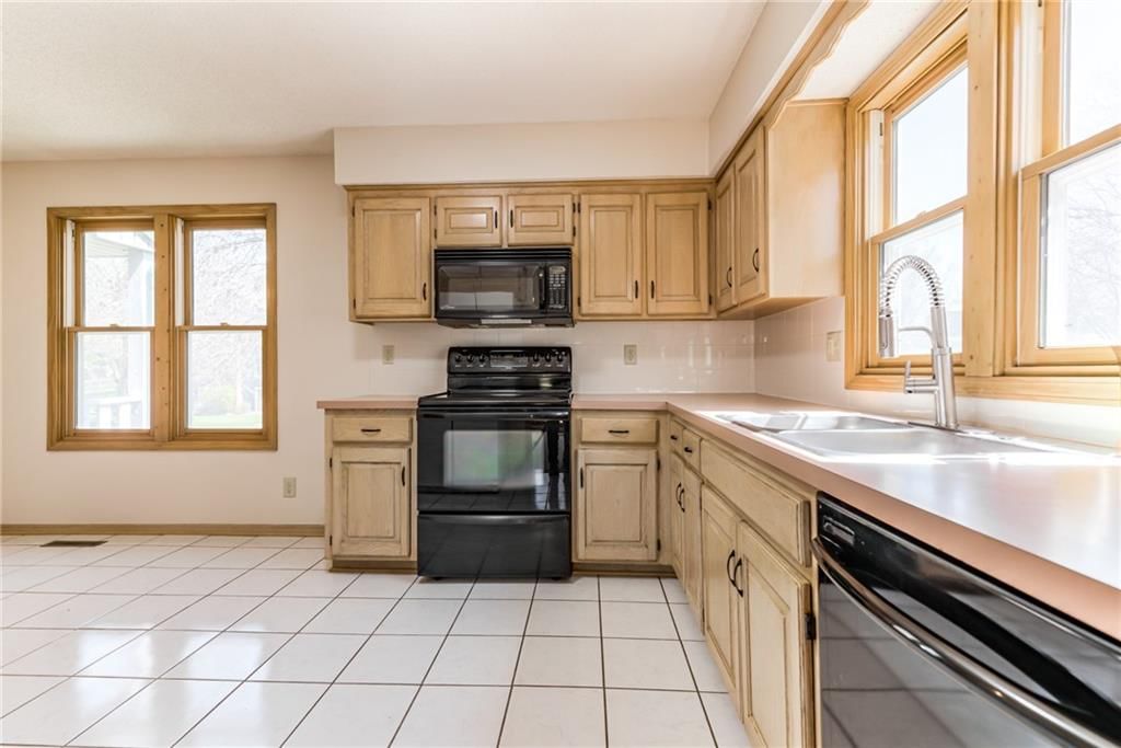 6528 N London Drive — photo 21